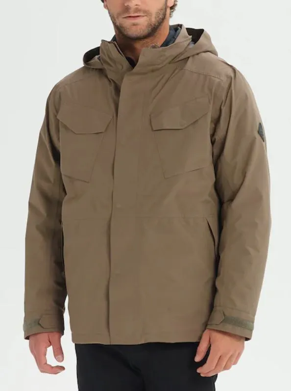 拜登就職典禮,桑德斯看門大爺打扮爆紅,上身的外套、手套全售罄