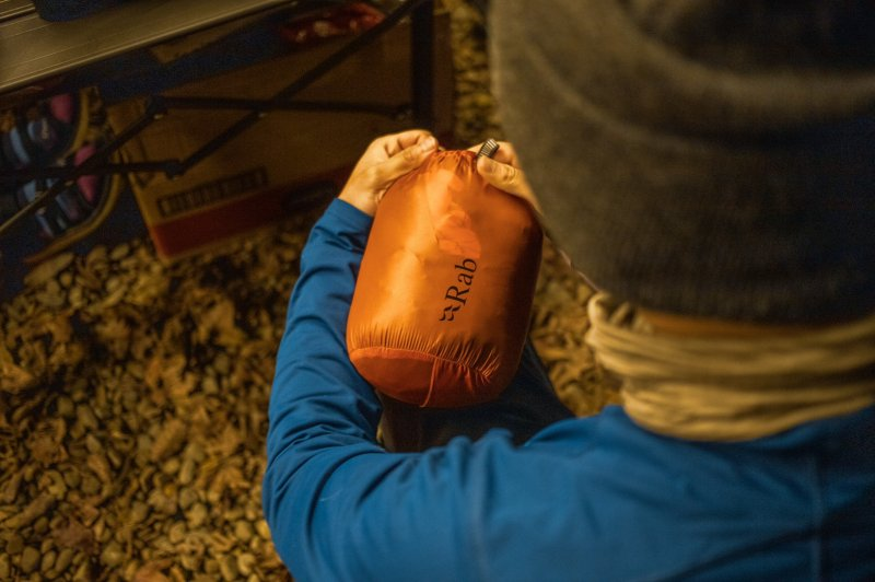 山里的天氣說變就變,穿著Rab品牌“洋蔥式多層穿衣法”用起來