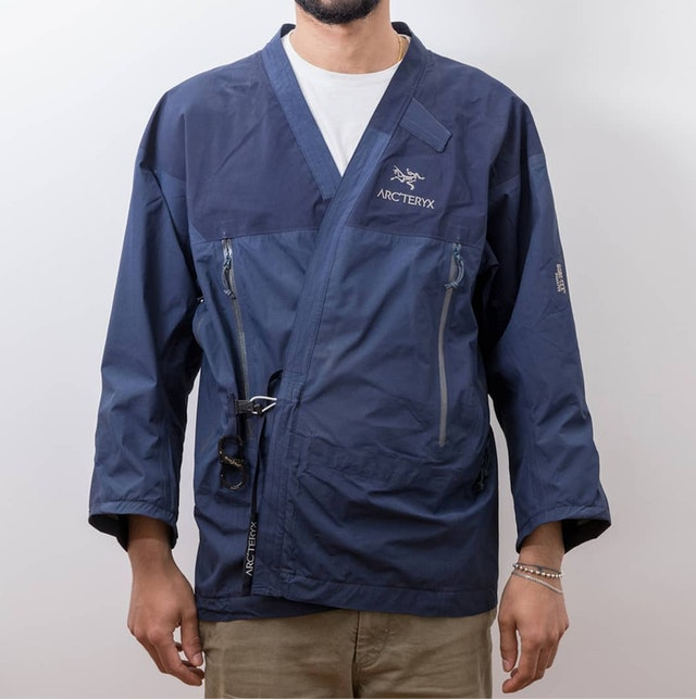 回收穿舊了的始祖鳥Arc'teryx外套，這家公司再做出新衣服上線就售罄了