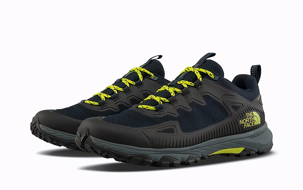 春天潮濕路滑的山路穿什么鞋,看我選的這十多款徒步鞋如何?