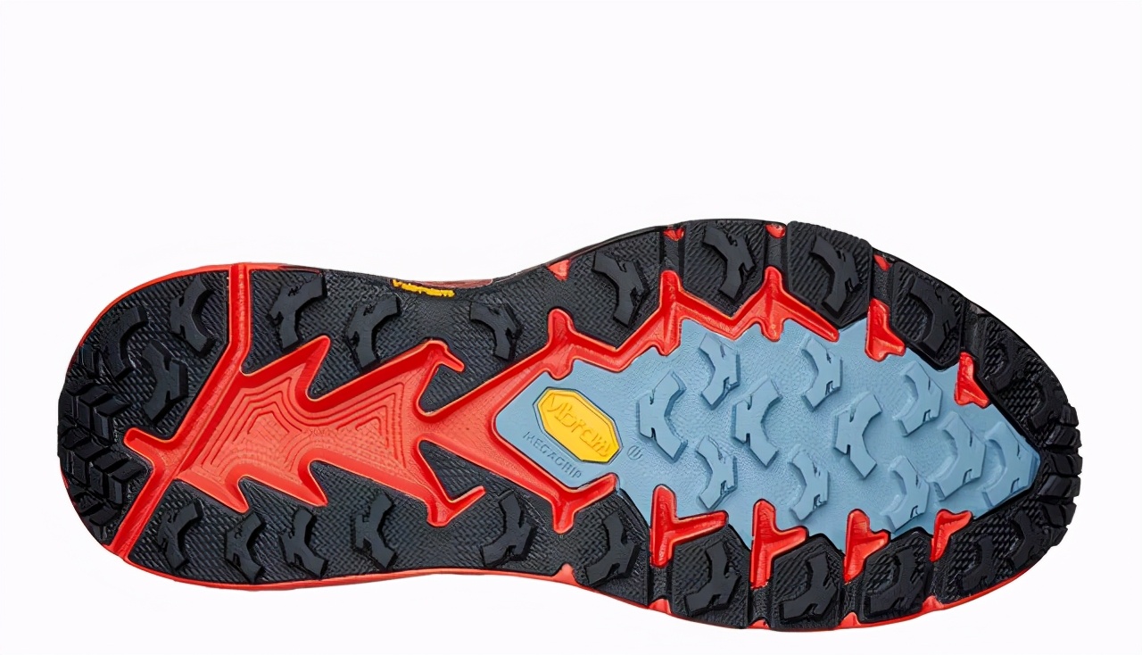 春天潮濕路滑的山路穿什么鞋,看我選的這十多款徒步鞋如何?