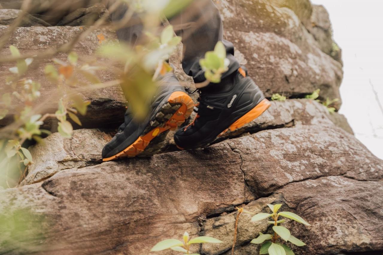 穿著AKU徒步鞋去爬石頭,一個來自意大利的戶外品牌