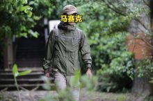瑞典北極狐Fjallraven沖鋒衣實測，戶外徒步下雨騎車穿它沒錯