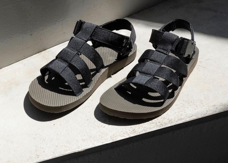 Teva兩大聯名涼鞋發售推，夏天就穿這雙涼鞋