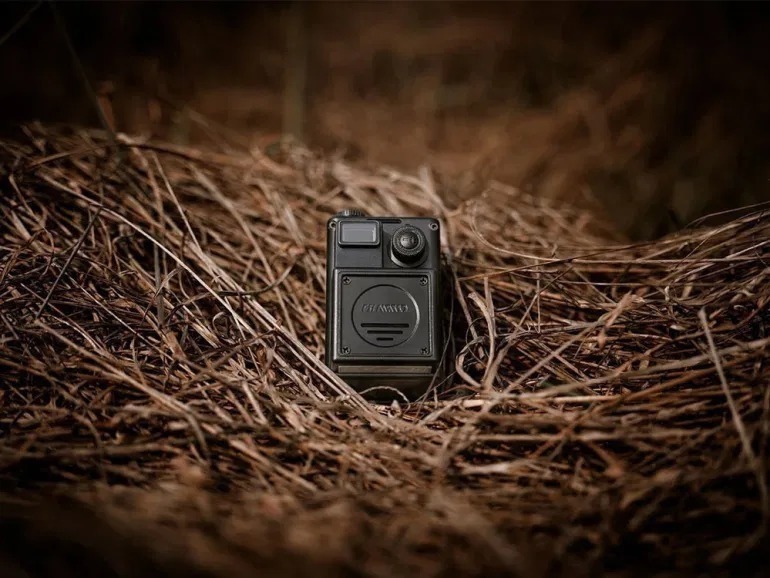 想要買一臺微型投影儀?這款正在眾籌的投影儀隨時隨地想看就看