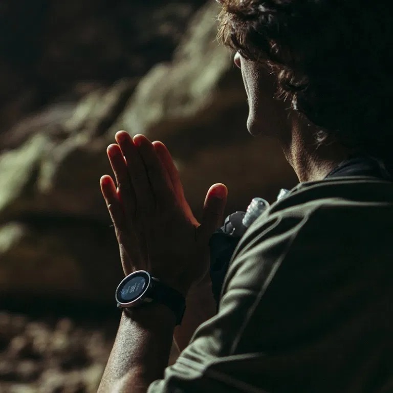 支持80種運動、僅52克超輕戶外手表松拓Suunto 9 Peak問世