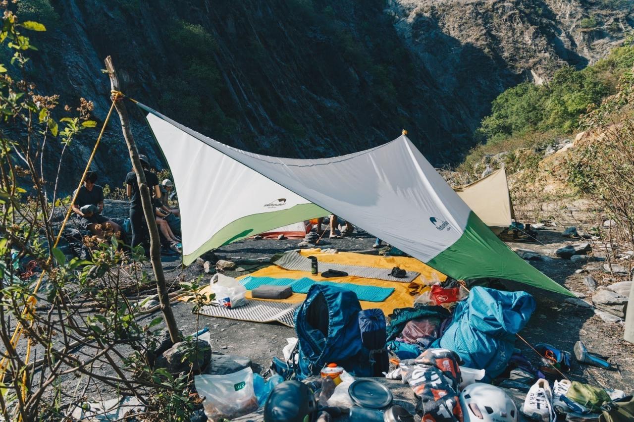 夏季登山薄長褲推薦，這款Haglofs火柴棍速干戶外長褲適合你