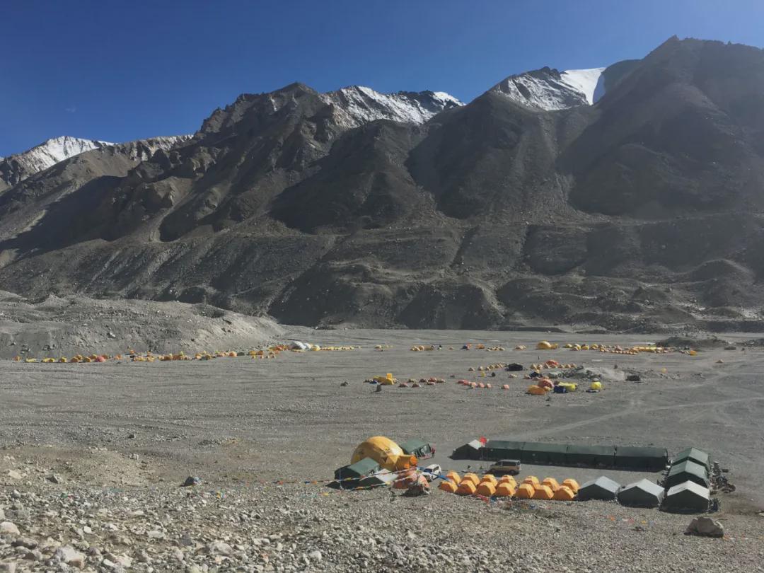 登一次珠峰到底需要多少錢？