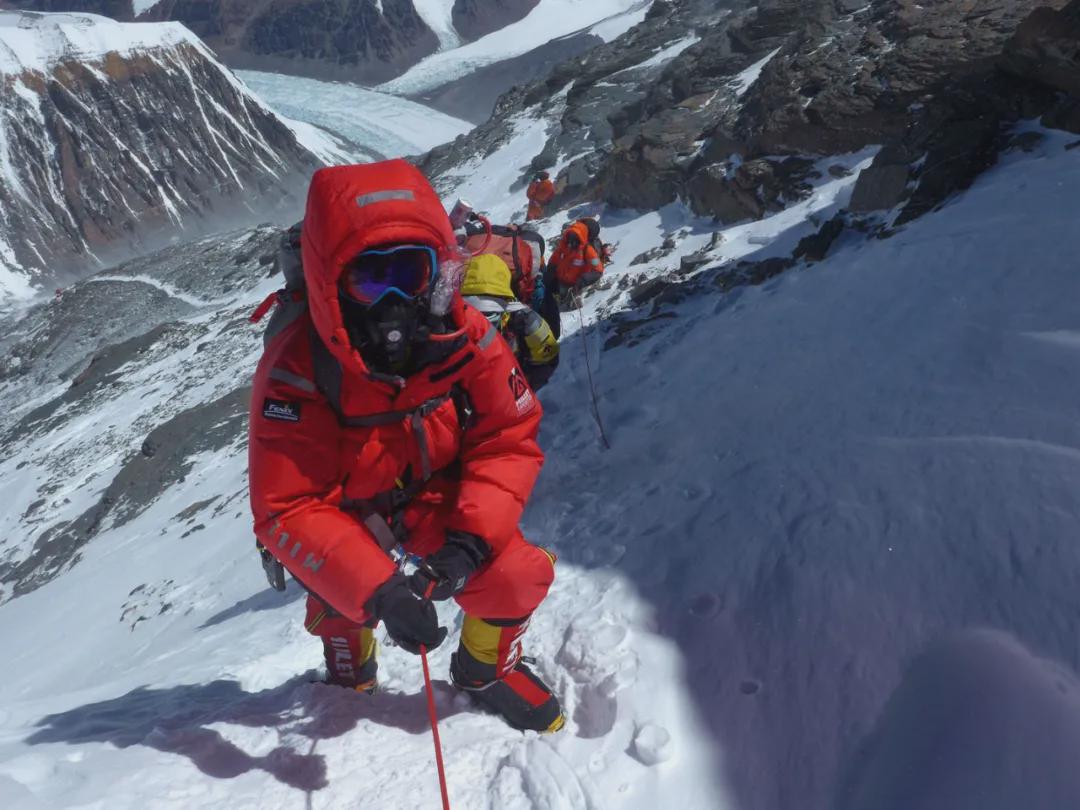 登一次珠峰到底需要多少錢？