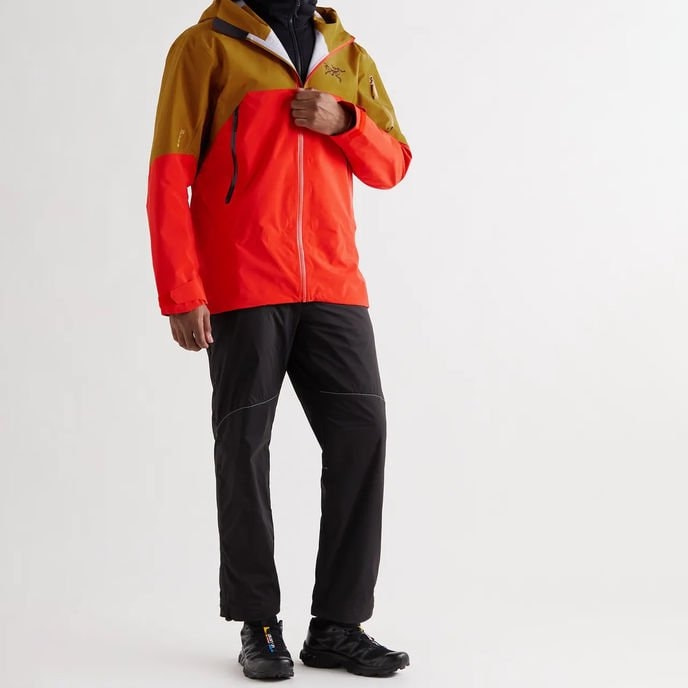 由貴到便宜，NIKE、ADIDAS、始祖鳥(niǎo)等風(fēng)衣推薦