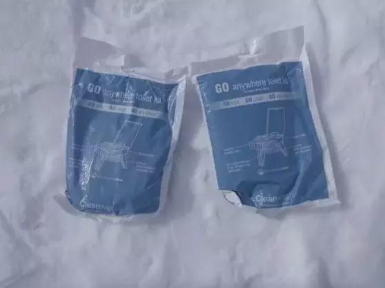 珠峰上的屎,都去哪了?