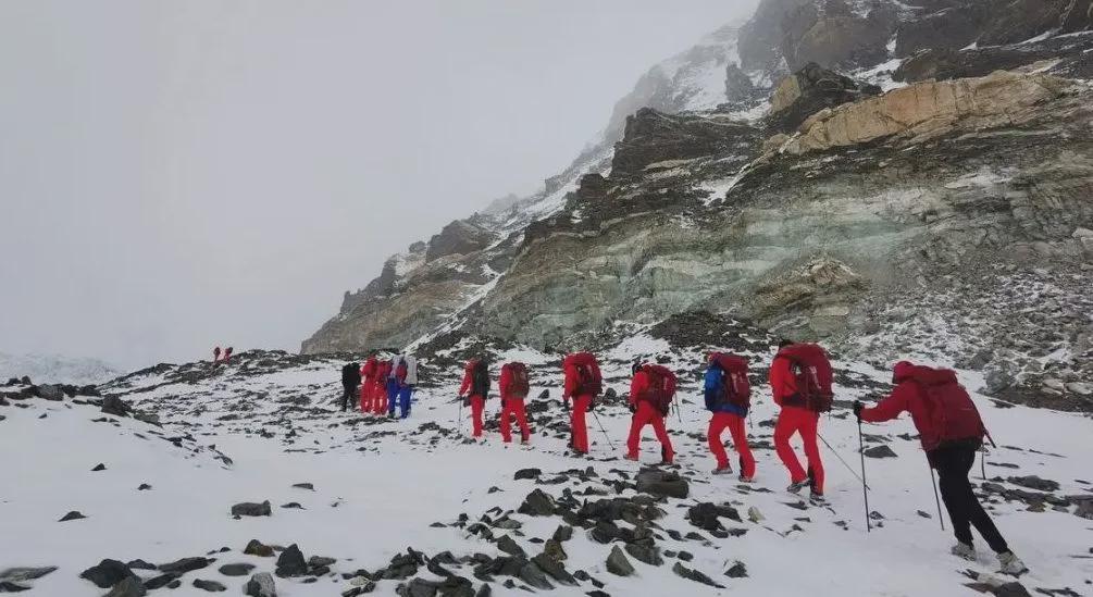 登一次珠峰到底需要多少錢？