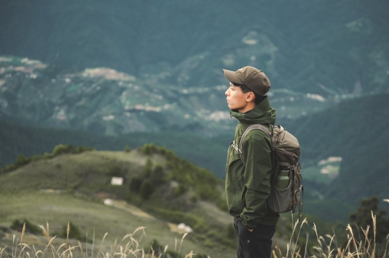 實測火彩棍Haglofs防水外套，攝影師推薦適合戶外和日常穿搭的沖鋒衣