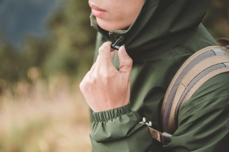 實測火彩棍Haglofs防水外套,攝影師推薦適合戶外和日常穿搭的沖鋒衣