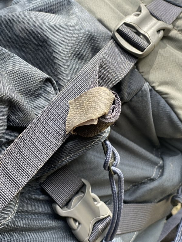 神秘農場Mystery Ranch背包使用體驗,背包中的“勞斯萊斯”