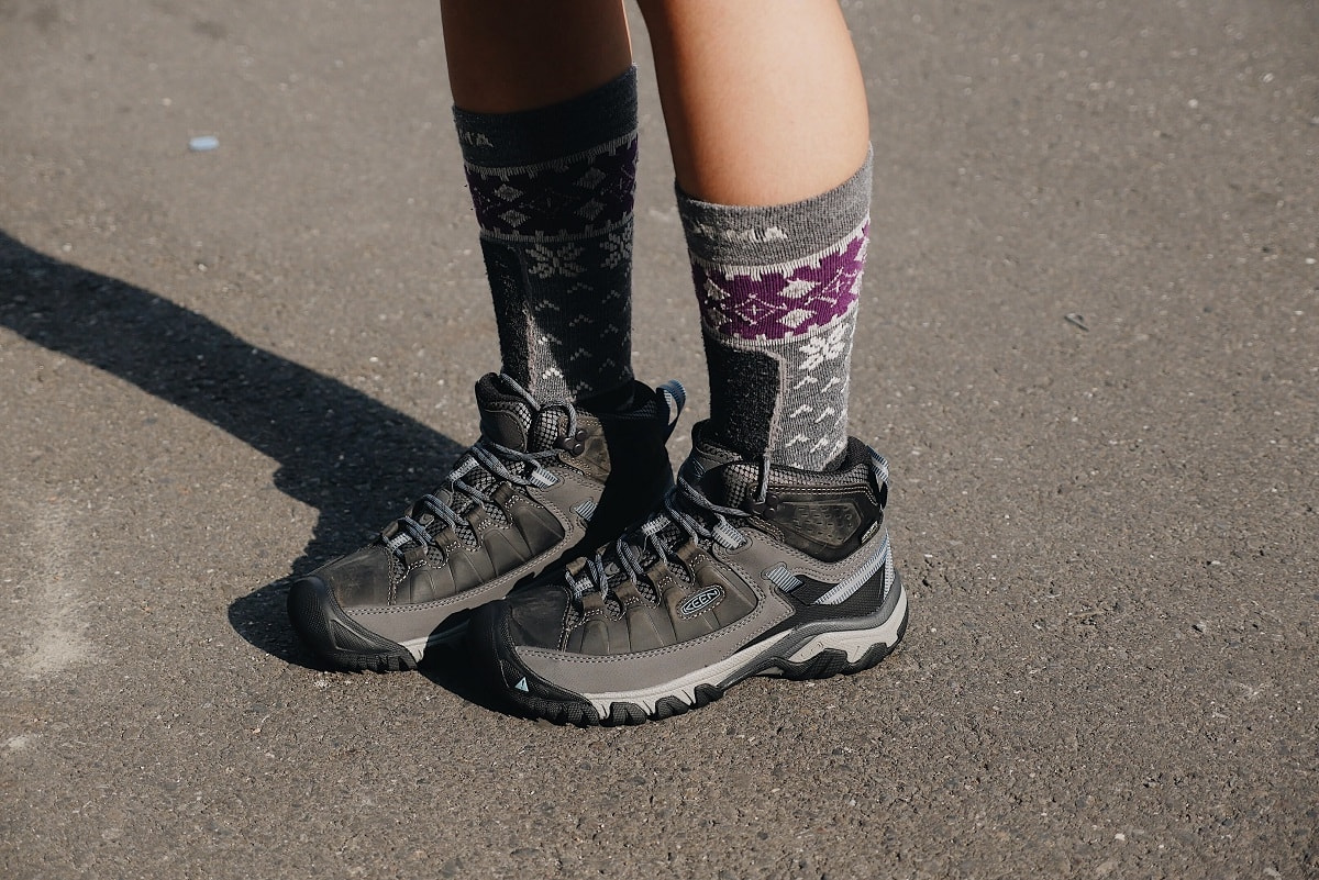 推薦爬山、日常穿搭都適合的11款女登山鞋,從此可以美美地爬山了