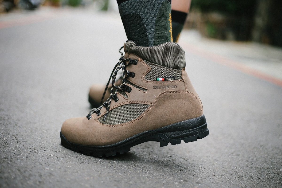 推薦爬山、日常穿搭都適合的11款女登山鞋,從此可以美美地爬山了