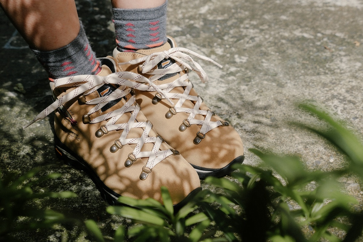 推薦爬山、日常穿搭都適合的11款女登山鞋,從此可以美美地爬山了