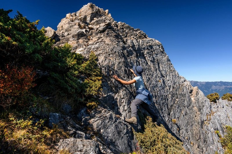 穿了這件來自英國的Rab保暖外套，寧穿棉服也不愿穿羽絨服