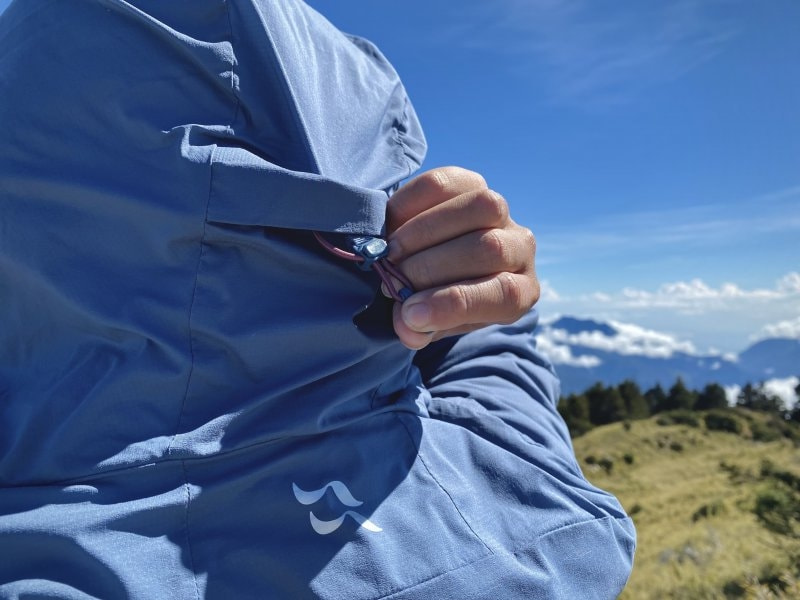 穿了這件來自英國的Rab保暖外套，寧穿棉服也不愿穿羽絨服