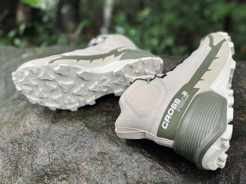 登山鞋又丑又老土？那一定是因為你沒穿過Salomon薩洛蒙登山鞋