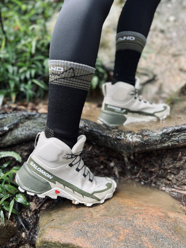 登山鞋又丑又老土？那一定是因為你沒穿過Salomon薩洛蒙登山鞋