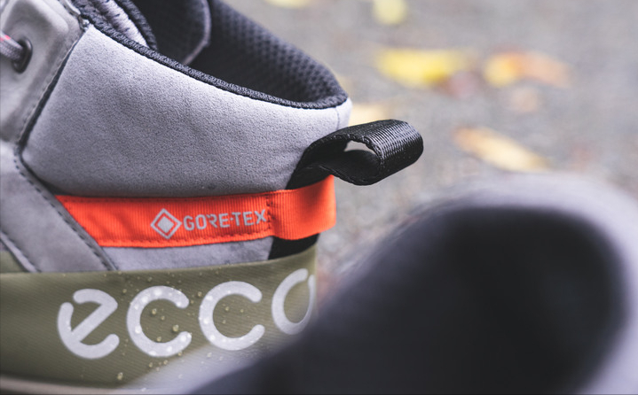 開箱ecco愛步戶外徒步鞋，又輕又穩，還很防水