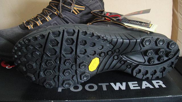 104022y1kb1eqp5199kpt9 mammut猛犸象登山鞋,戶外界的顏值擔當