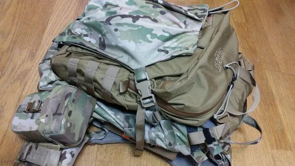 神秘農場Mystery Ranch CREST雙肩通勤背包開箱 神秘農場Mystery Ranch CREST雙肩通勤背包開箱