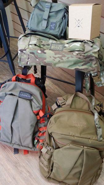 124727us0f1jyysgy805u5 神秘農場Mystery Ranch CREST雙肩通勤背包開箱