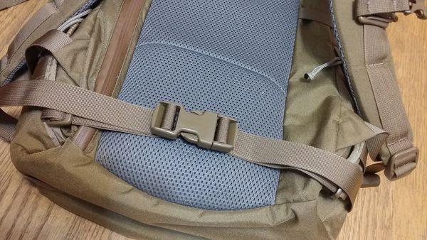 125008j8308tffc88z3qqz 神秘農場Mystery Ranch CREST雙肩通勤背包開箱