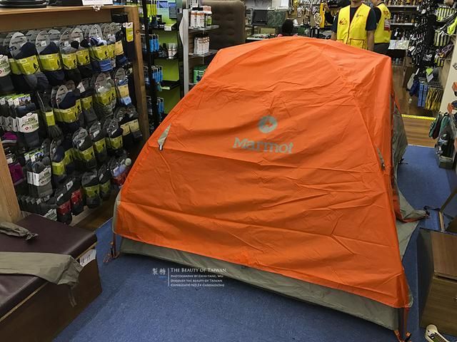 165411mfwjkvkllcbfjxwx 新買的(marmot)土撥鼠戶外帳篷,又必要曬一曬