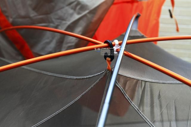 165457v8h6ti68hd8ebu4t 新買的(marmot)土撥鼠戶外帳篷,又必要曬一曬