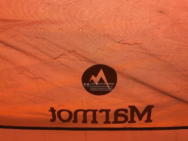 165552f664kb6kkzk3qofb 新買的(marmot)土撥鼠戶外帳篷,又必要曬一曬