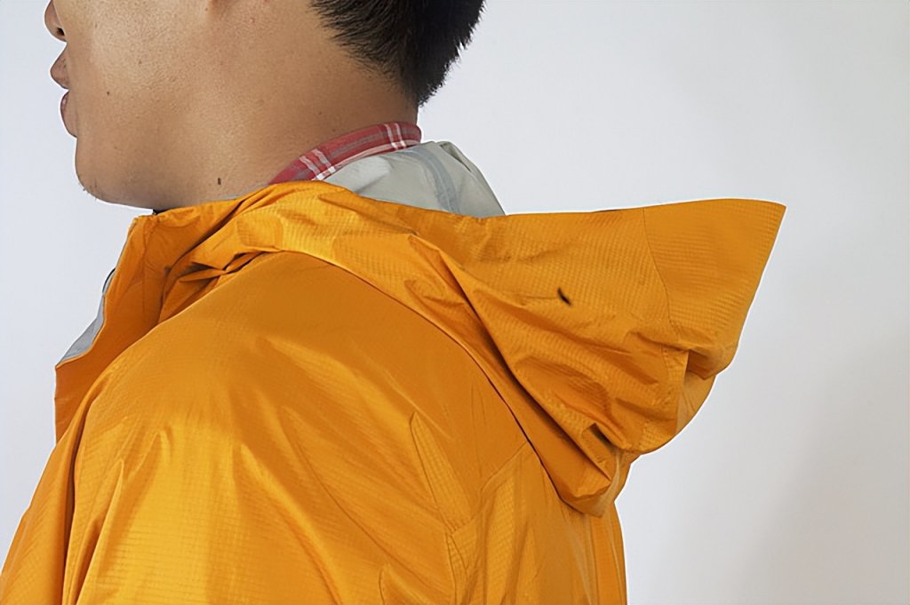 194318xetaagwa11jwrajt 高顏值實力派 Mountain Hard Wear Epic沖鋒衣實測心得