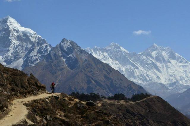 2b352669958345b88343bbe0907bb0b8 2b352669958345b88343bbe0907bb0b8