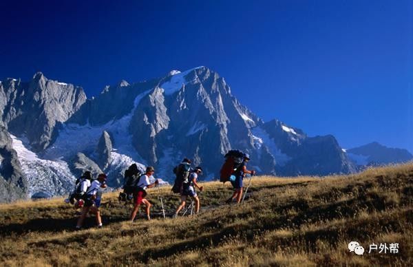 38f75cf375d8422e9f112b62b0d3e23f 38f75cf375d8422e9f112b62b0d3e23f