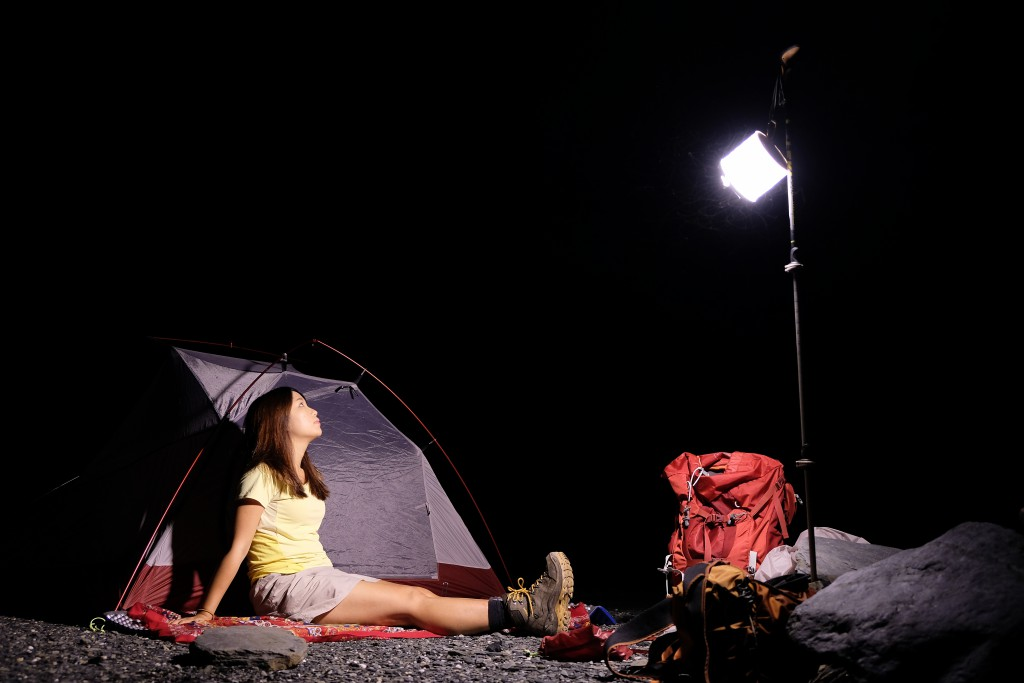 太陽能充電的營地燈！LUCI輕量化充氣式防水露營燈推薦分享