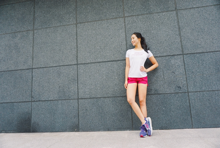 愛上跟SKECHERS(斯凱奇)跑步運動鞋的每一次約會