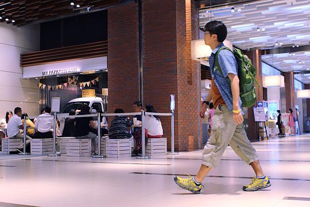 86b946e0898b497b918371c25cf90fd4 86b946e0898b497b918371c25cf90fd4