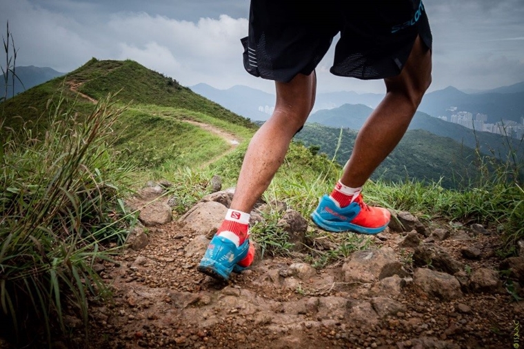 Salomon(薩洛蒙) Ultra Pro越野跑鞋實測，越野越愛