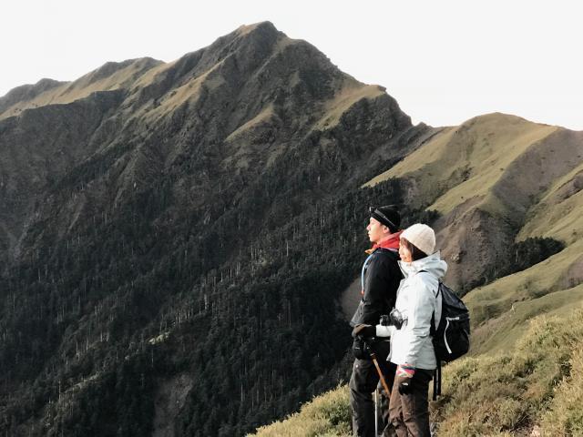 秋冬戶外裝備，年輕人都喜歡這樣的戶外穿搭