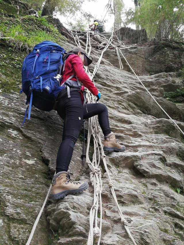 b6d2204a0b264362a3ce4fcee4ccb410 b6d2204a0b264362a3ce4fcee4ccb410