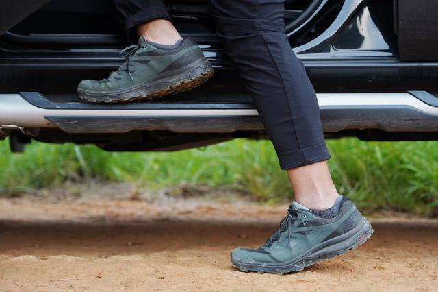 薩洛蒙Salomon OUTline登山鞋評測,是你可以考慮的一雙好穿好搭的戶外鞋！