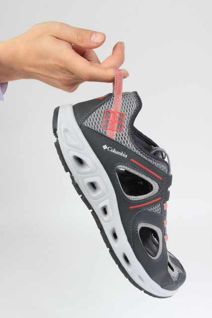 c3c9737a3a764ad58b8321ee6865032e 夏天戲水,穿著Columbia輕量多功能水陸兩用戶外溯溪鞋實測心得