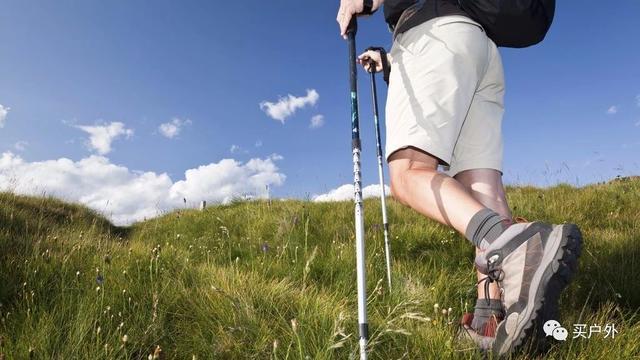 登山杖買一支還是一對好？一種地形不要用