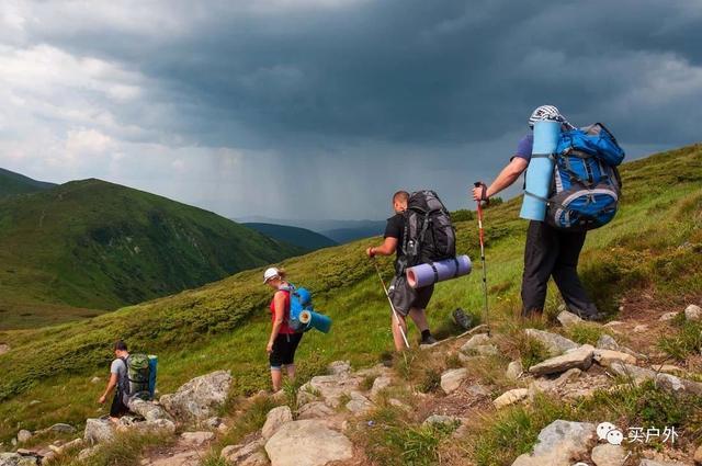 如何輕松下山，避免腳痛及受傷