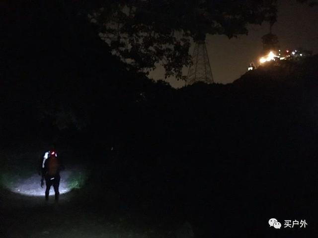 戶外夜爬，不能不知道的事………………