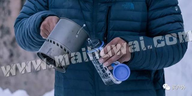 登山時，如果伙伴或自己有失溫的情形該怎么辦？