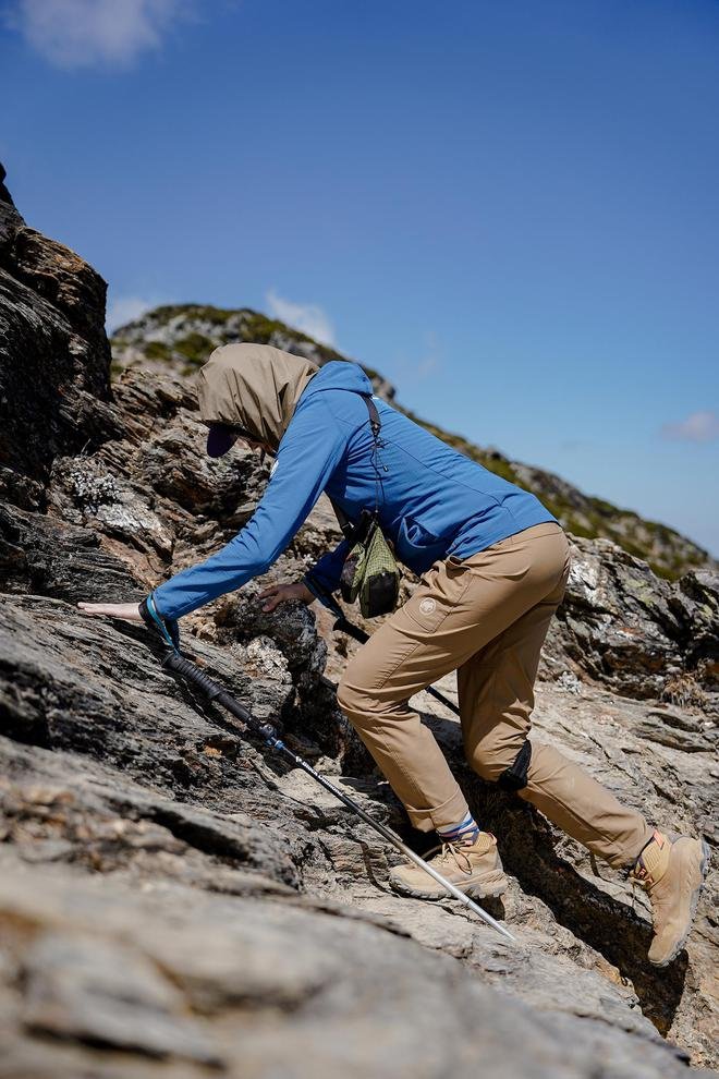 195627iqgm21qhhql1ps02 想要輕松走山路?試試這款Mammut猛犸象 Sertig II Mid GTX登山鞋